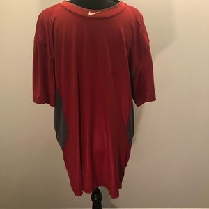 Men’s red Nike Pro Combat - Dri Fit T-shirt.(NWT)